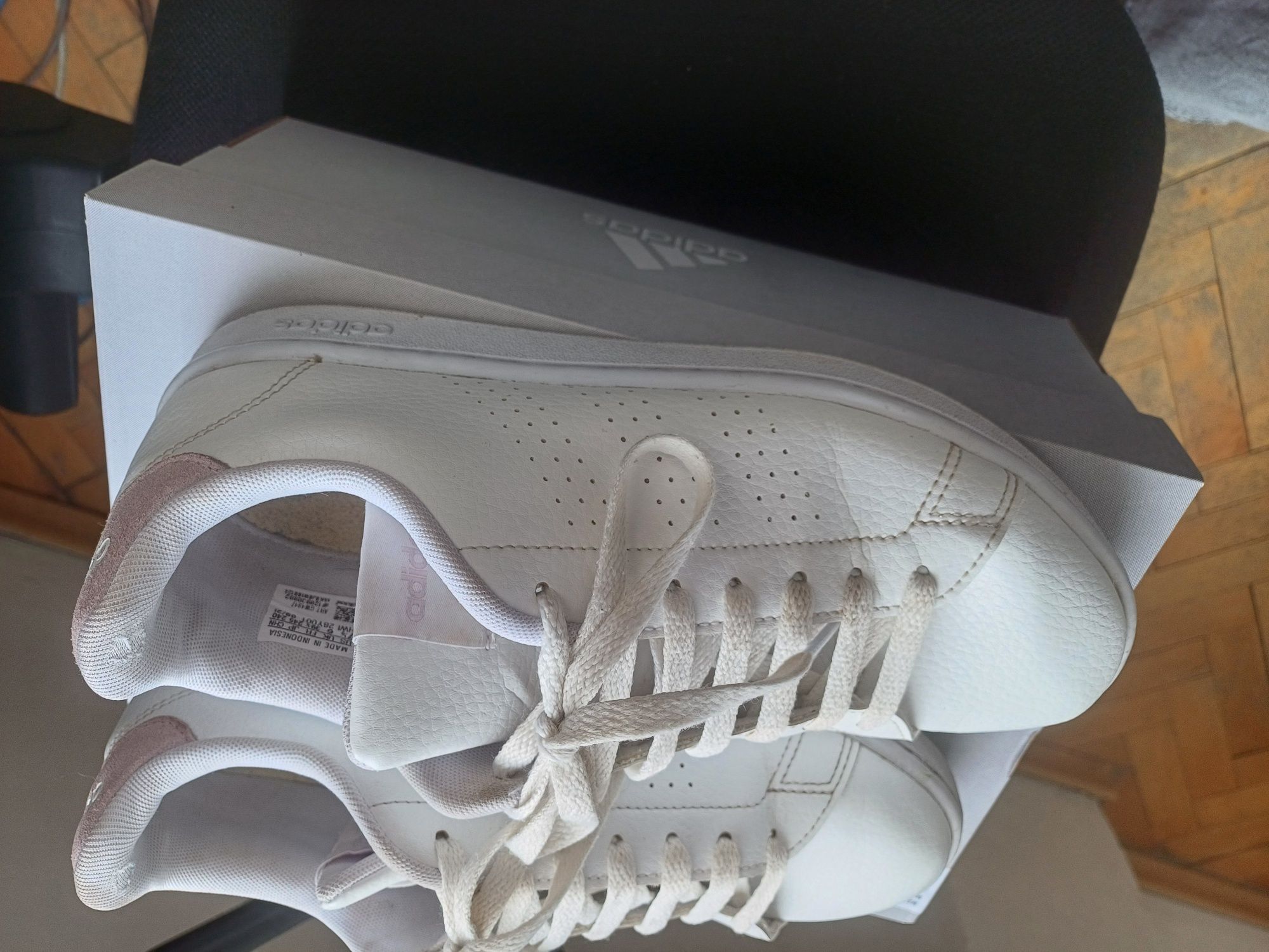 Дамски кецове Adidas 39 1/3