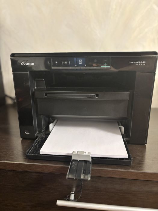 Продам Принтер MF3010
