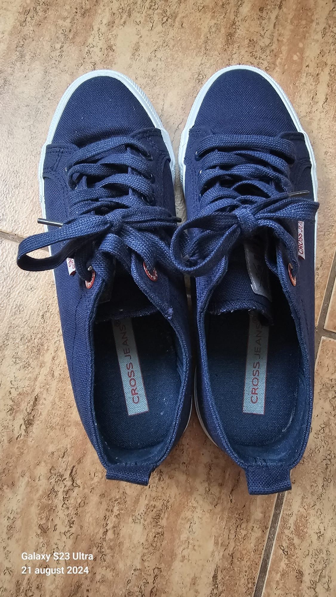 Cross Jeans teniși Bleumarin
Teniși DD1R4068C Bleumarin