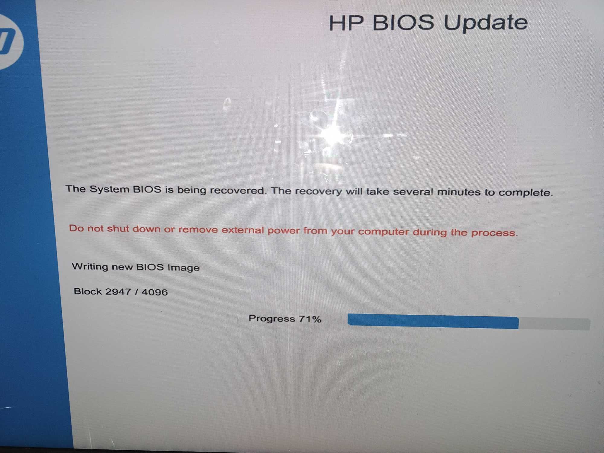 Компютър HP Pavilion desktop PC c  процесор Intel i3 8100