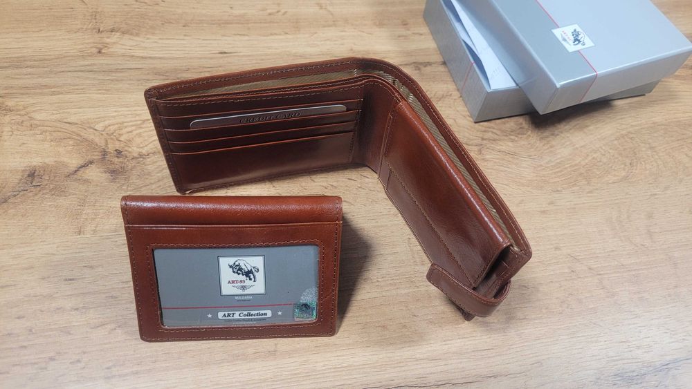 Мъжки портфейл Арт 93, изваждаща се част