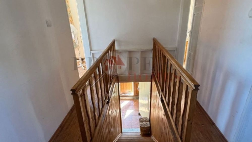 Продава се Къща в с. Ресен, Област Велико Търново - 120 кв.м за 542 €/кв.м - Снимка #14