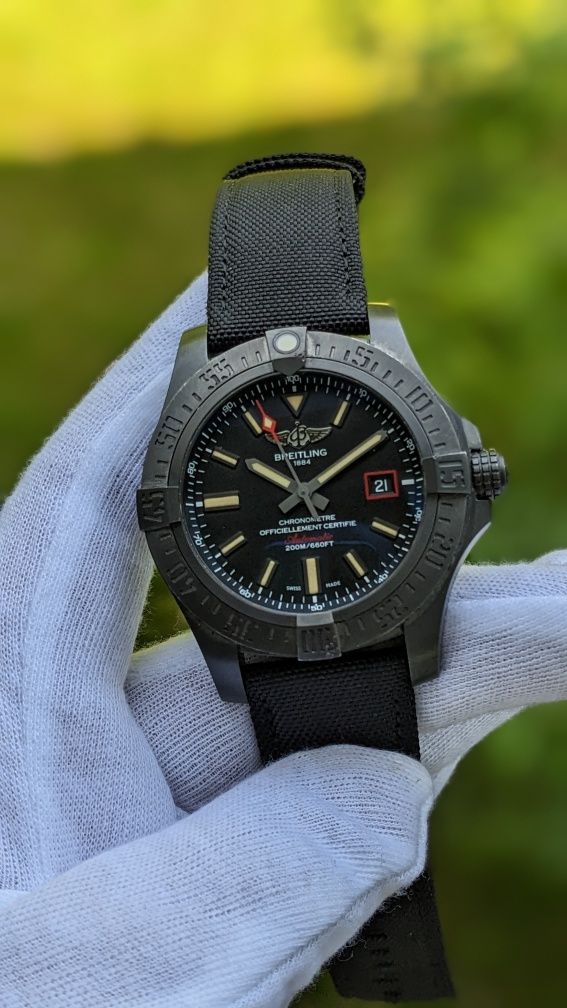Breitling Avenger Blackbird 44 Black Coated Titanium V17311