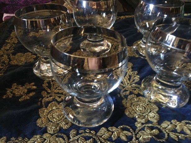 Elegant set cinci pahare cristal pt coniac/whisky, Italia
