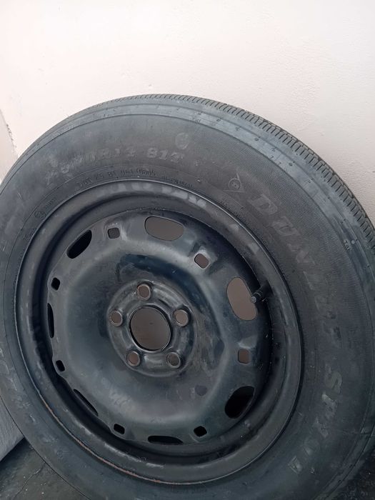 Продавам гуми зимни летни 15 цяла