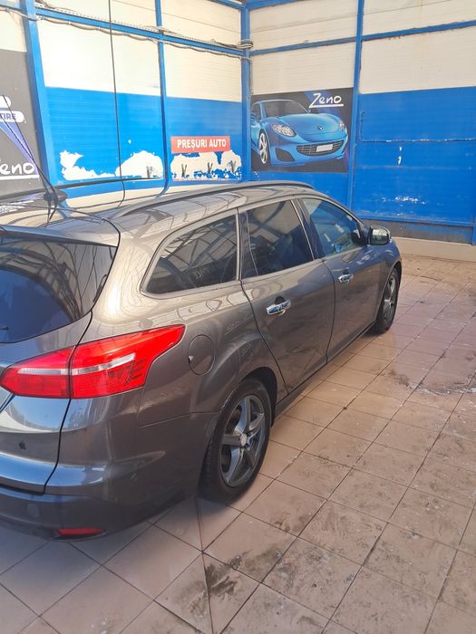 Ford focus 2014 luna a12a