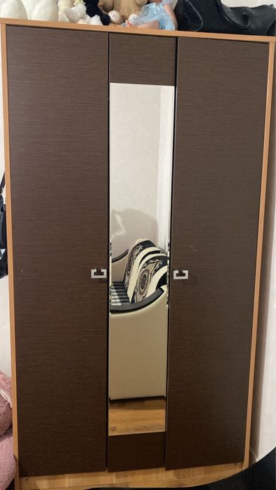 Продам шкаф 3дверный