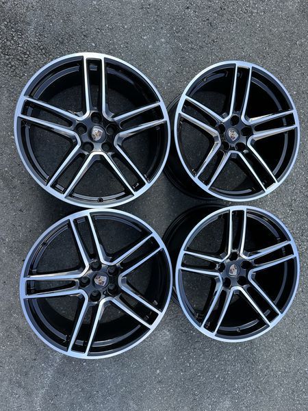 20 цола Porsche Macan Порше Макан 5x112 Оригинални 4бр