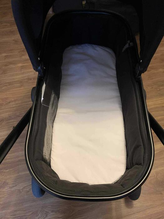 Maxi Cosi комбинирана количка със зимен кош и лятна седалка