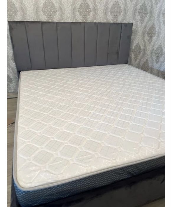 Продам кровать двухспальный