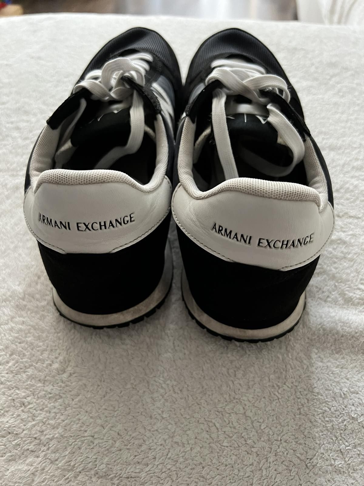 Обувки Armani exchange