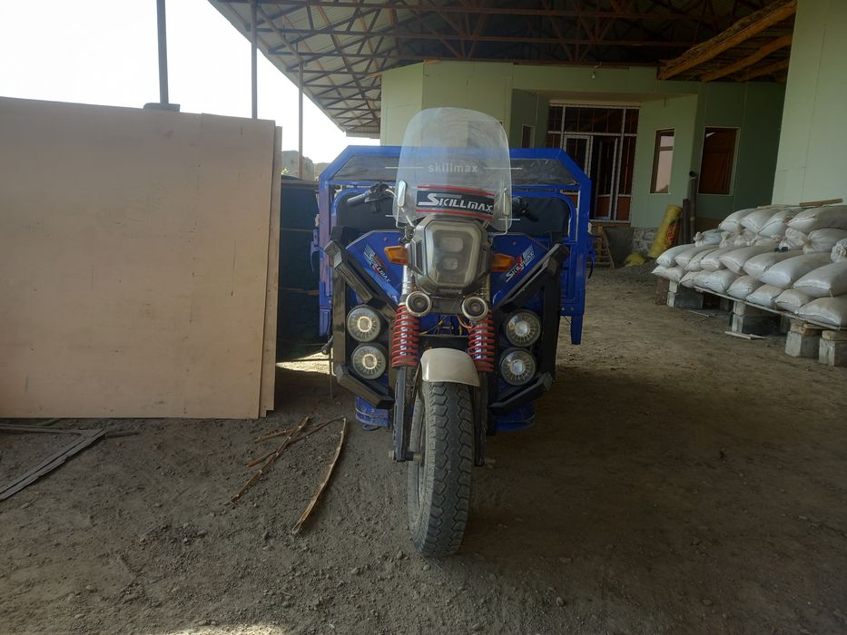 Skilmax mototsikl