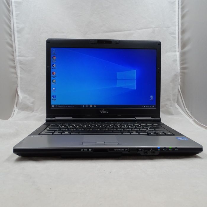 Лаптоп Fujitsu S752 I5-3230M 4GB 320GB HDD 1366x768 с Windows 10