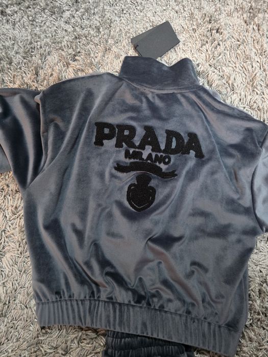 Уникален комплект p.r.a.d.a чисто нов