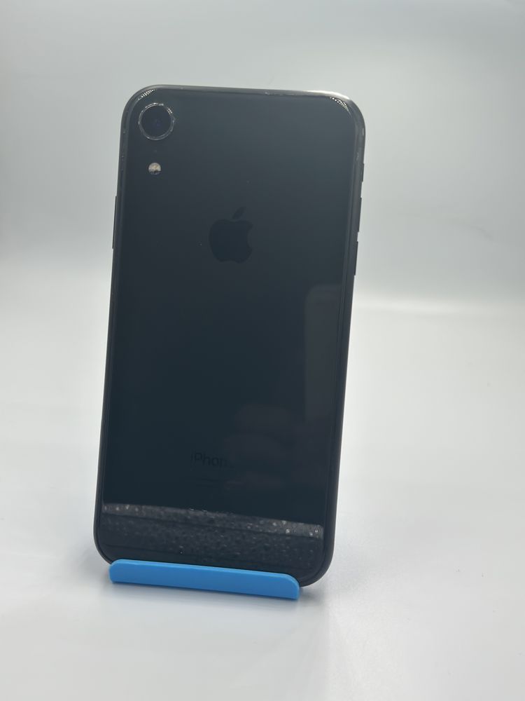 Продаю Iphone XR в хорошем состоянии