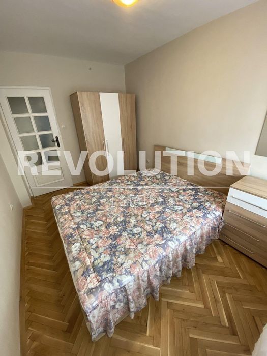 Дава се под наем Двустаен апартамент в Варна, Център - 50 кв.м за 400 € - Снимка #6