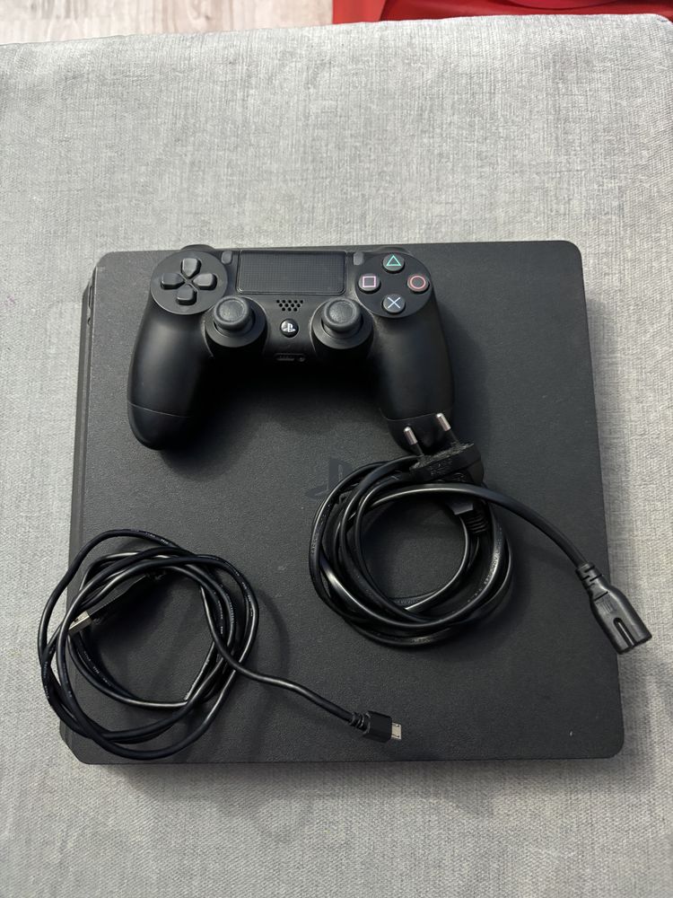 PlayStation 4 Slim 1T