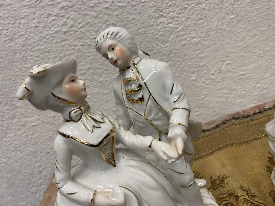 Немска фигура от порцелан с маркировка - два броя