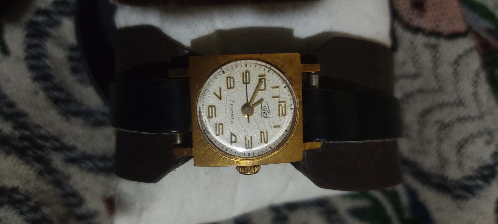Продам СССР часы