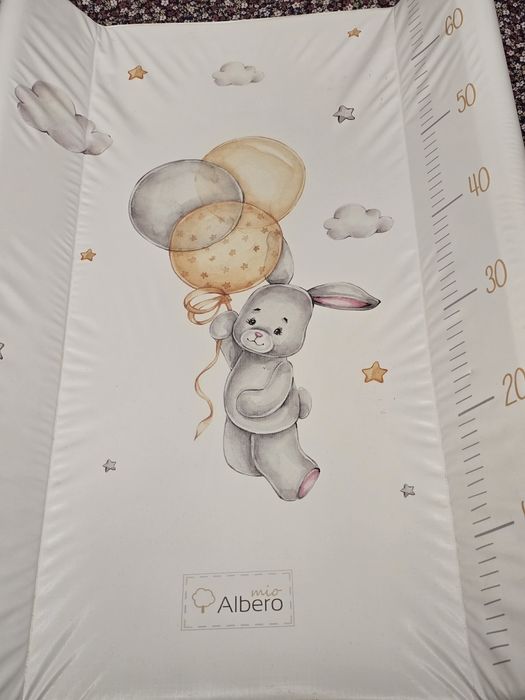 Saltea de înfășat bebeluș