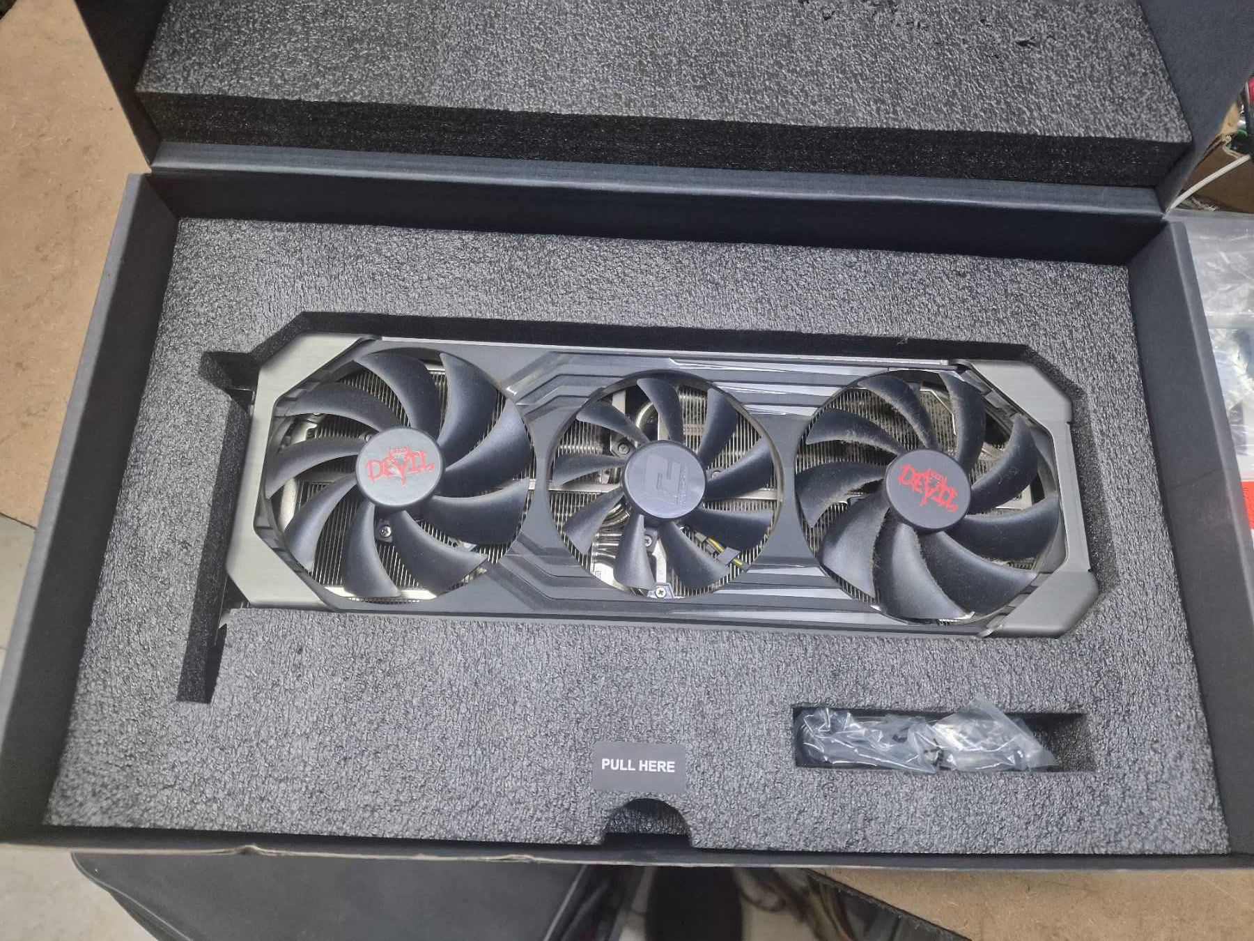 PowerCollor Red Devil 6700XT 12GB DDR6 Гаранция 3 месеца!