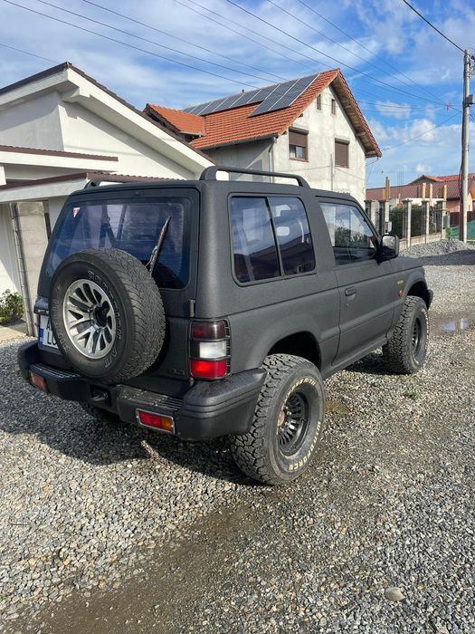 Vând mitsubishi pajer mk2