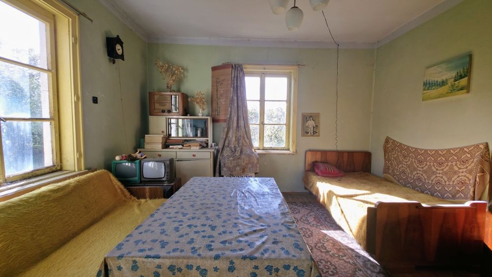 Продава се къща в село Гълъбник, област Перник