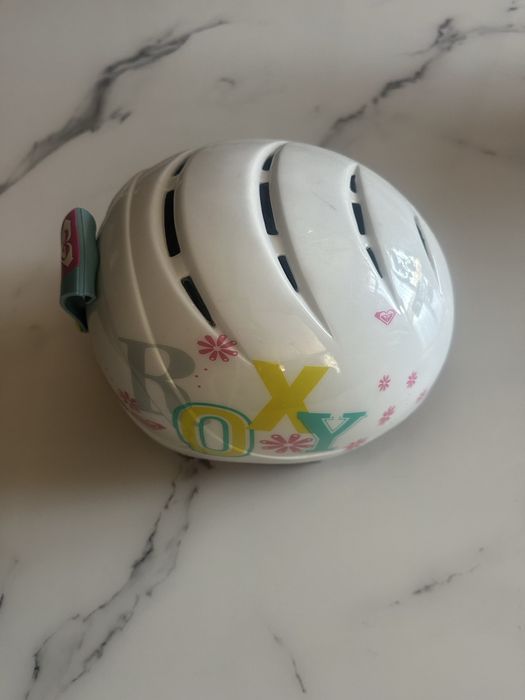 Продавам скиорска каска