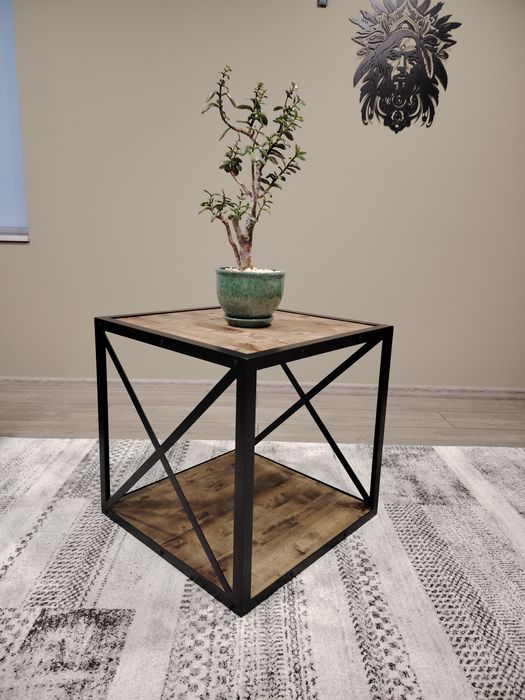 CUBE 50х50 маса в индустриален стил