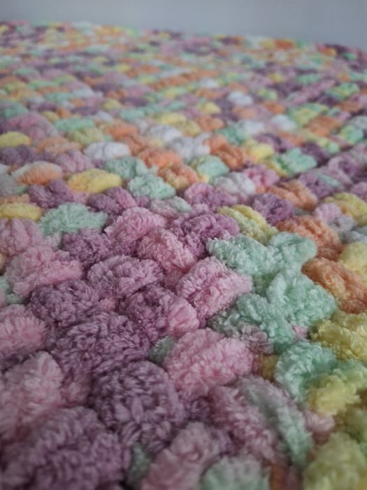 Ръчно плетено одеало