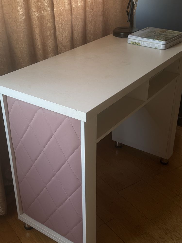 2 стула для маникюра