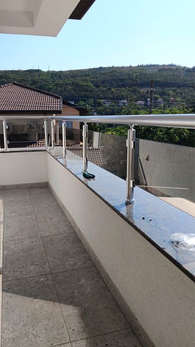 Алуминиеви и стъклени парапети – изработка и монтаж | Високо качество