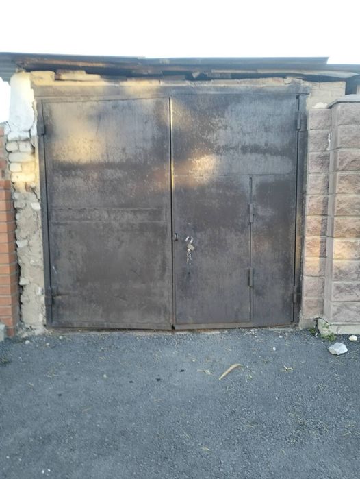 Продам ворота гаражные утепленые
