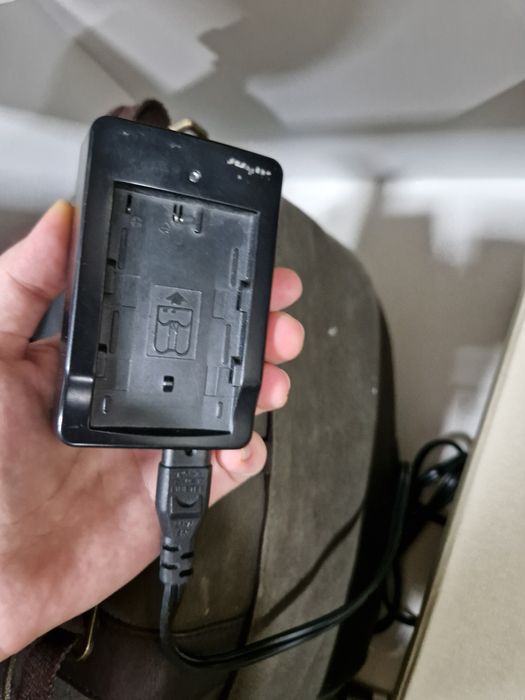 Nikon D200 body+obiectiv+blitz+geantă