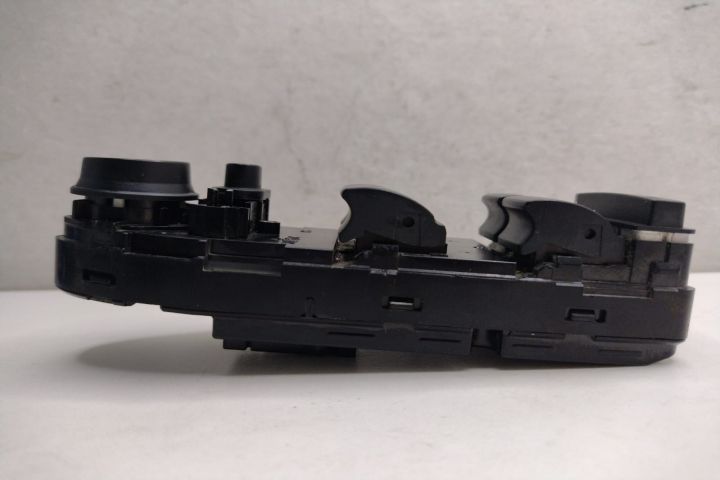 Comanda geamuri electrice Butoane 6948639-05 / HW03SW05 BMW Seria 5 E