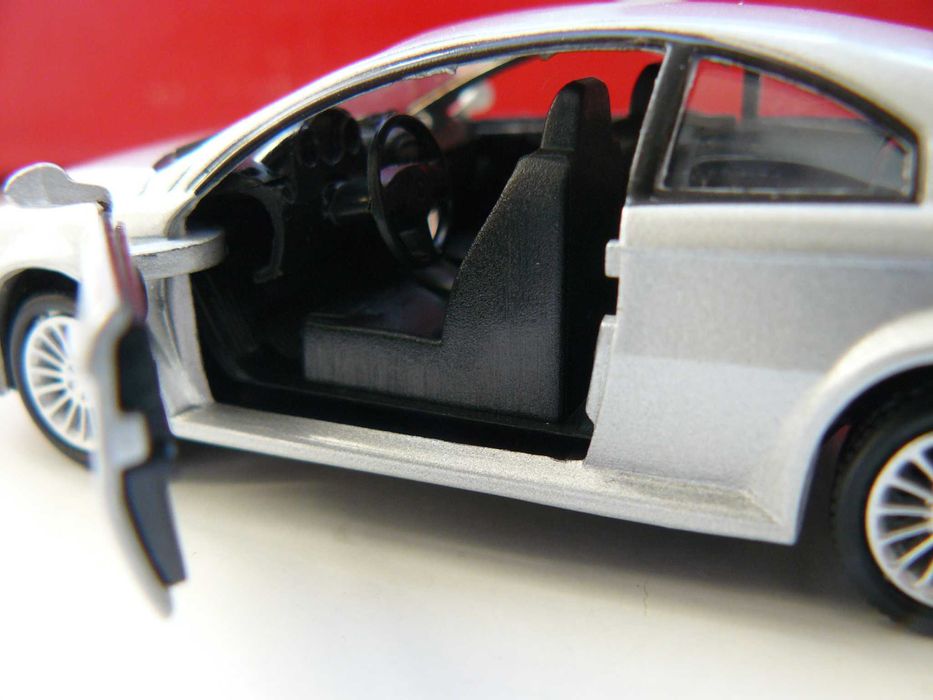 Macheta Auto De Colectie ALFA ROMEO GT Scara 1:43,Noua AmerCom