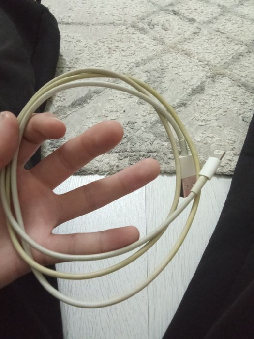 Зарядка на айфон