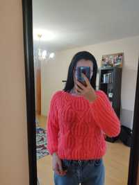 Пуловер в неоново розов цвят
