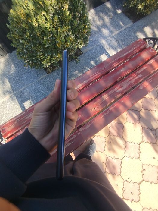 Samsung s20 FE 5g ideal срочно сотилади торг бор