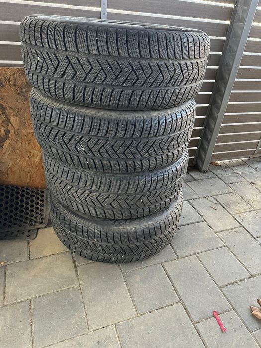 Jante Volvo 19 Fenrir si cauciucuri Pirelli Scorpion