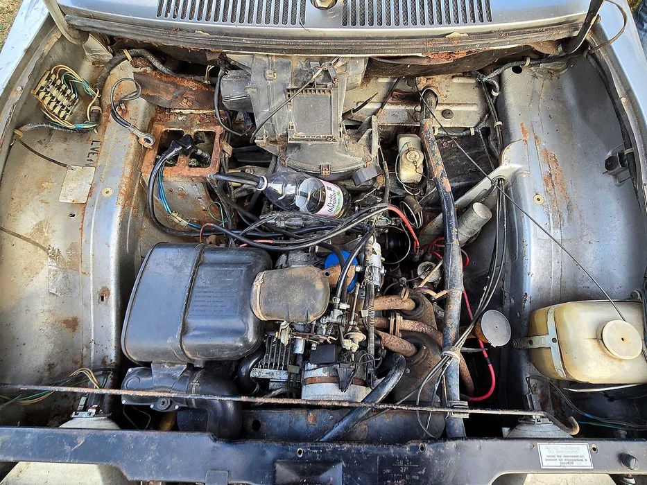 Oltcit 11R istoric 1983 pentru piese sau proiect, radiat, multa rugina