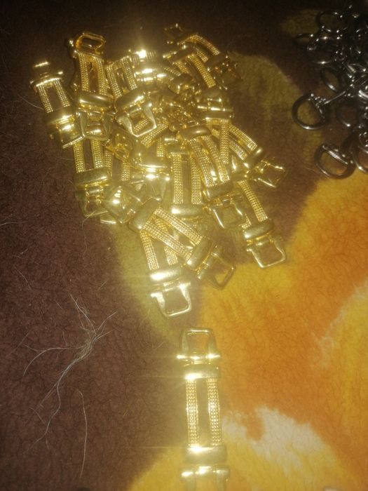 Продам разные пуговицы, застежки