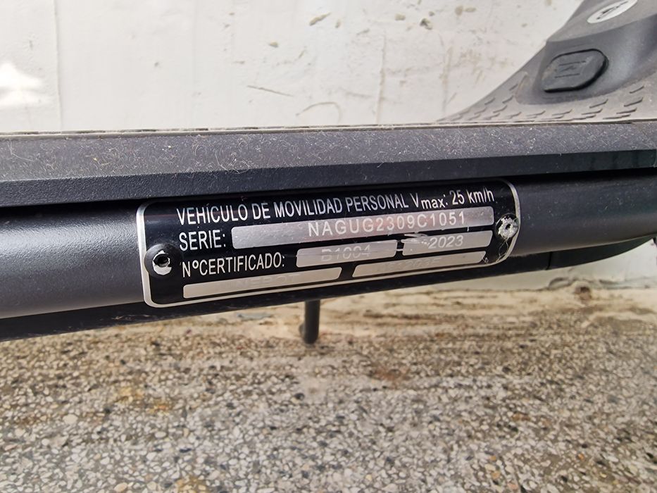 Електрипеска тротинетка  SEGWAY Ninebot KickScooter F2 Pro Като нова