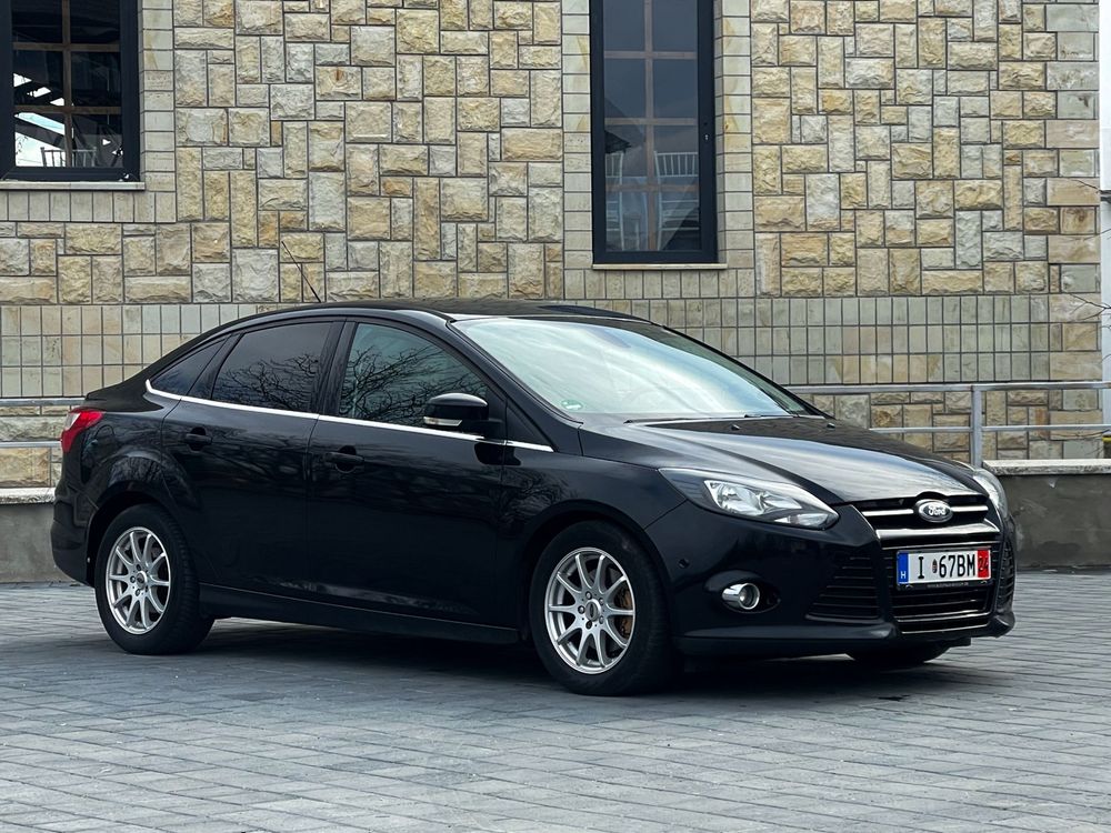 FORD FOCUS TITANIUM 2.0 Diesel Berlină