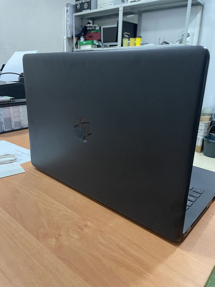 Ноутбук HP Core i5 15.6