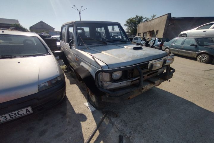 Piese Mitsubishi Pajero prima generatie