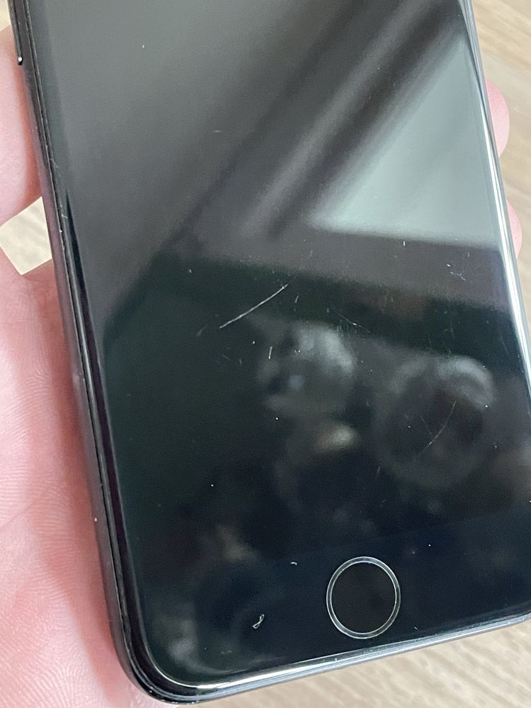 iPhone 7 128GB ОТКЛЮЧЕН