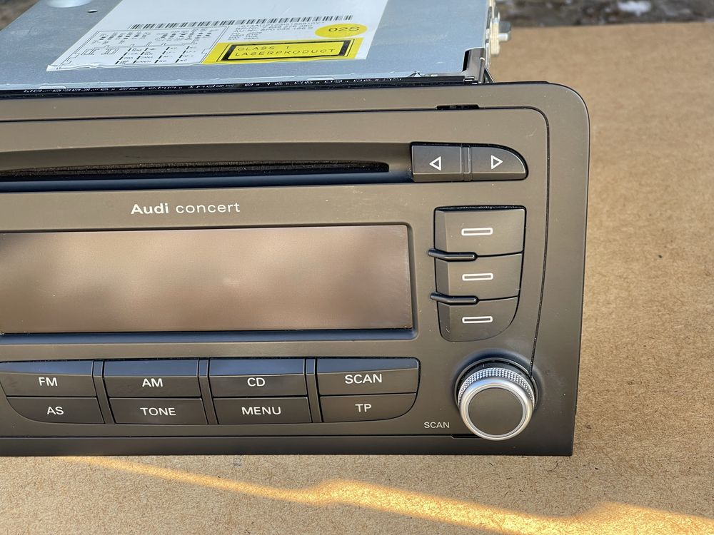 Оригинално Радио Audi A3 8P 2010 с Bluetooth Адаптор