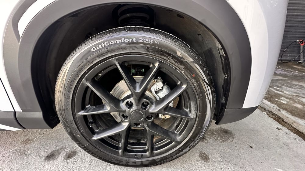 R19 Diska balon 5x114 235/50/19