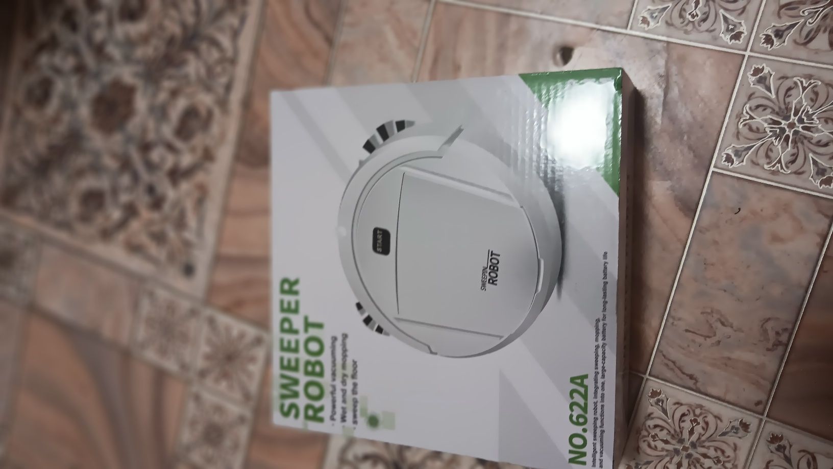 Sweeper robot за чистене